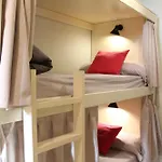 El De Herrera Hostel *