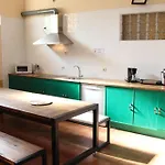 El De Herrera Hostel