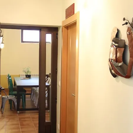El De Herrera Hostel *